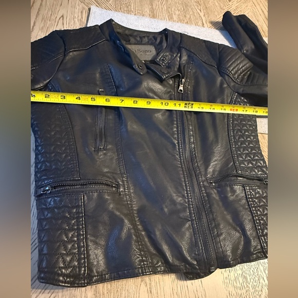 Ci Sono Designer Vegan Leather Jacket size medium - Picture 9 of 10